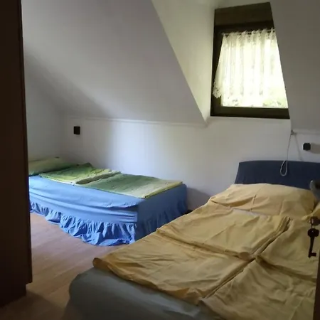 Polski Nad Balatonem بيت ضيافة شيوفوك