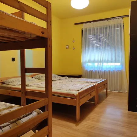 Guest house Polski Dom Wczasowy Nad Balatonem *