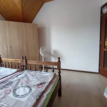 بيت ضيافة Polski Nad Balatonem