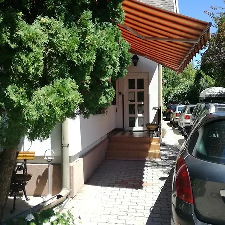 Polski Dom Wczasowy Nad Balatonem Guest house *